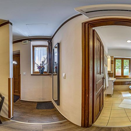 Bed and Breakfast Napraforgó Wellness Ház és Panzió Pécs Exterior foto